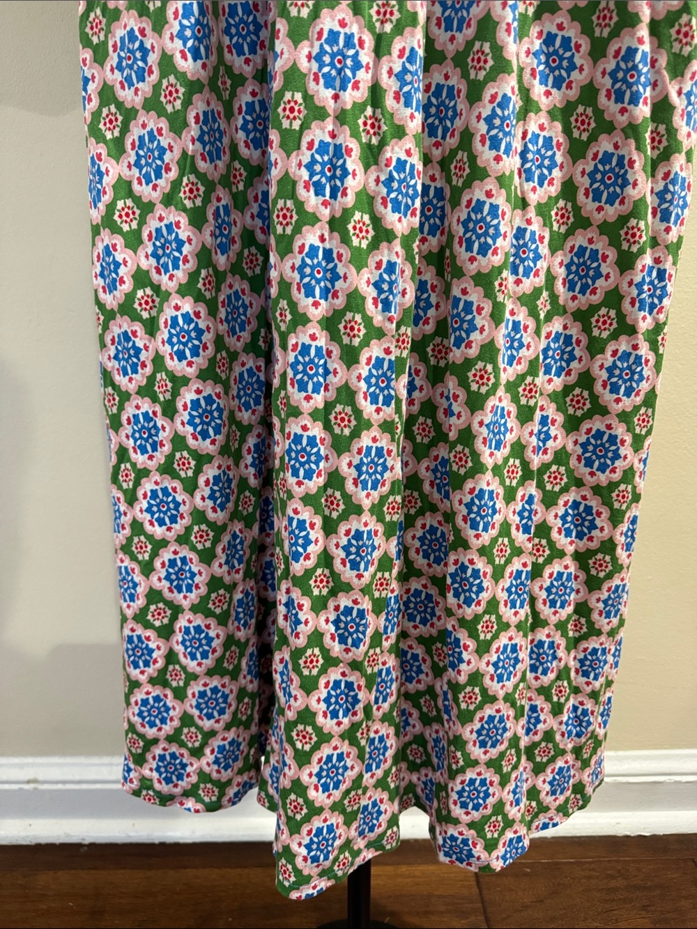 Boden Notch Neck Midi Dress (Size 10R) - Picture 7 of 13